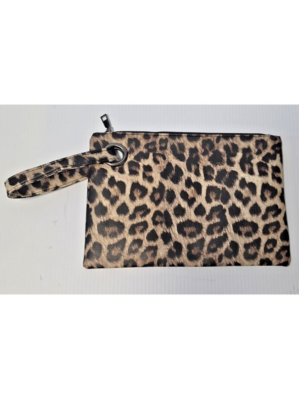 Women's Faux Leather Clutch 12x8 With Inner Pocket Cheetah Leopard Print